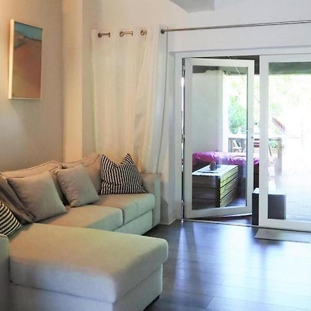 Holiday Home With Shared Pool 圣马迪拉莫 外观 照片