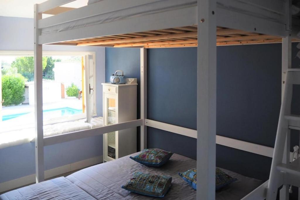 Holiday Home With Shared Pool 圣马迪拉莫 外观 照片