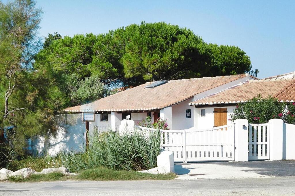 Holiday Home With Shared Pool 圣马迪拉莫 外观 照片